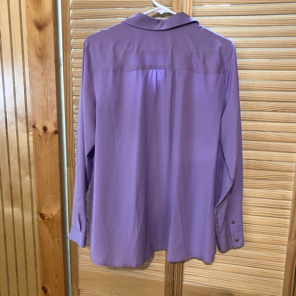 Liz Claiborne button down shirt in size L - Picture 3 of 4